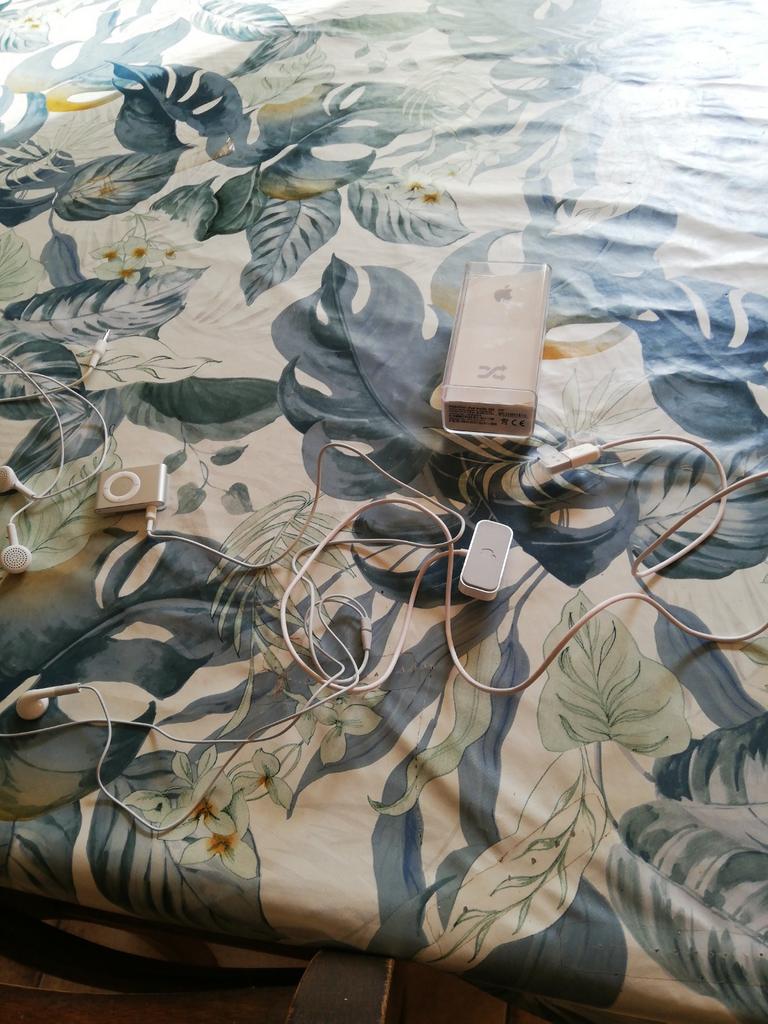 Ipod Shuffle 1GB, Muziek en Instrumenten, Ophalen of Verzenden