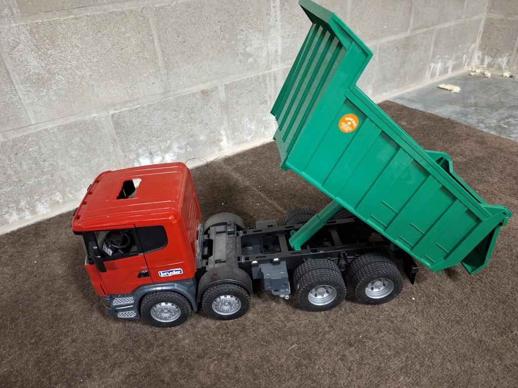 Camion Bruder Scania, Enlèvement