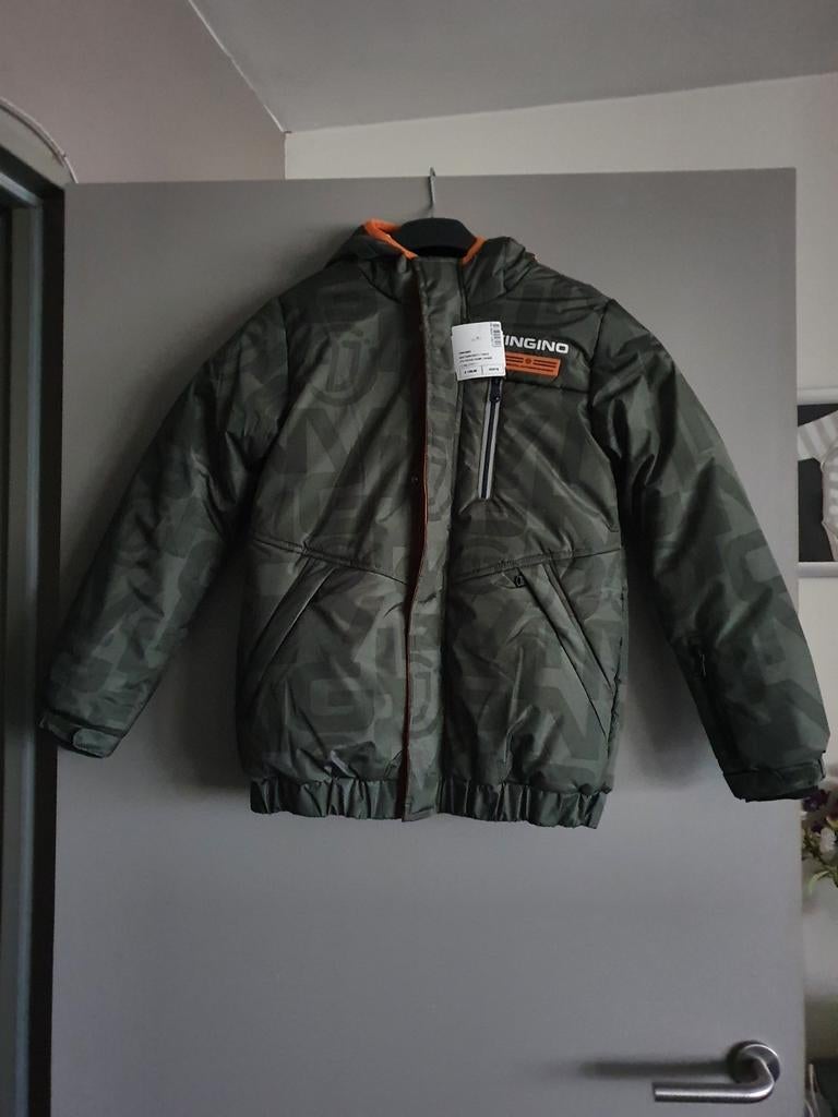Nieuwe winterjas/ski-jas van Vingino maat 152, Kinderen en Baby's, Nieuw, Ophalen of Verzenden, Vingino, Jongen