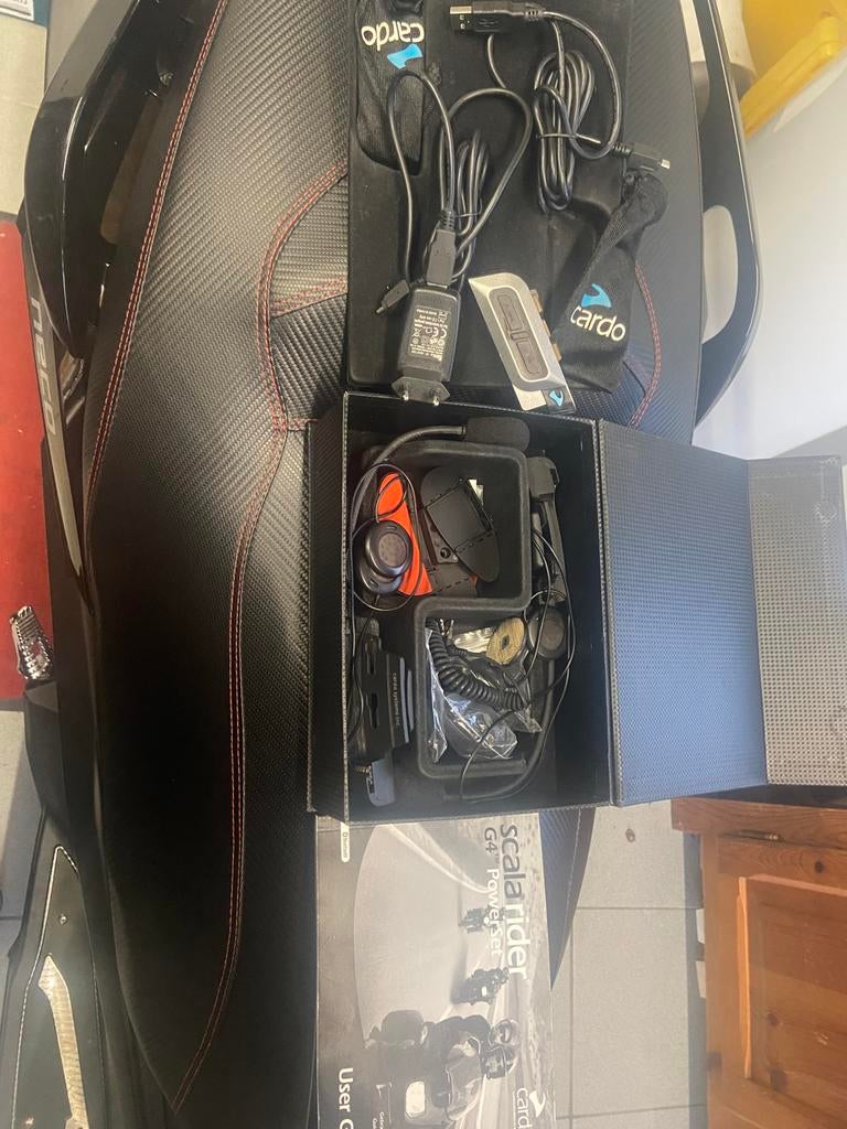 CARDO scala rider G4 powerset, Ophalen