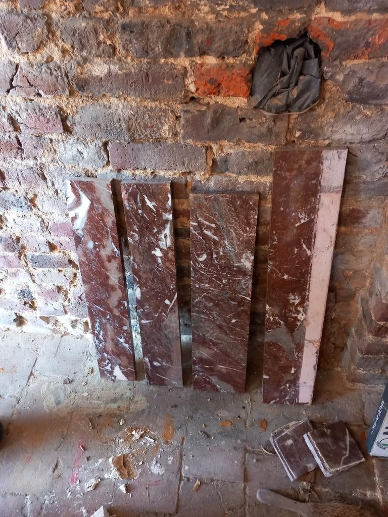 Tablettes de marbre rouge de Rance de différentes dimensions, Enlèvement, Comme neuf