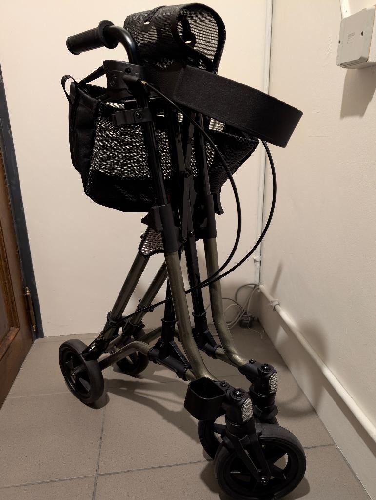 Rollator, Diversen, Ophalen, Opvouwbaar, Zo goed als nieuw
