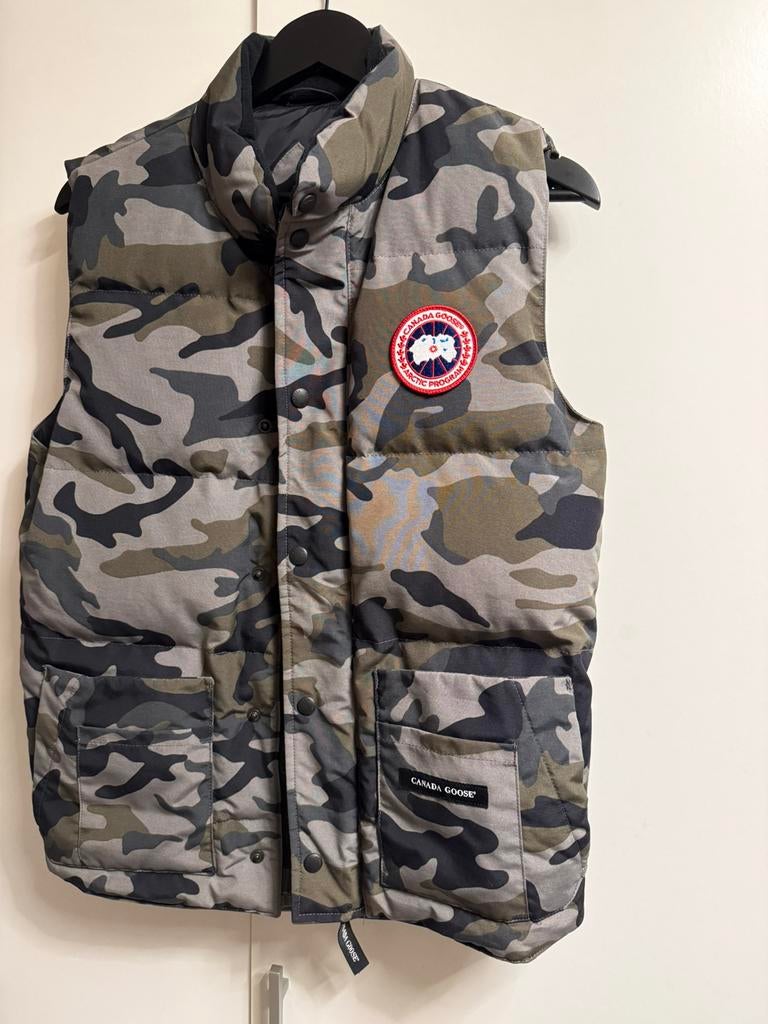 Canada Goose Freestyle Crew Vest - Camo - Maat XS, Overige kleuren, Zo goed als nieuw, Maat 46 (S) of kleiner, Canada goose