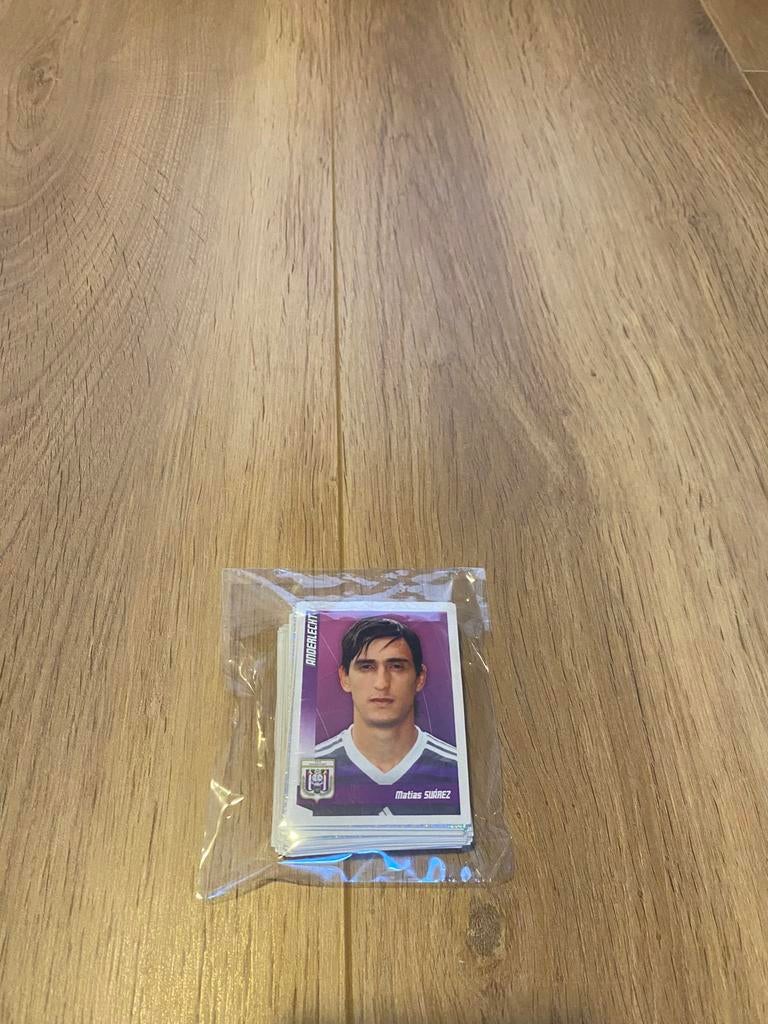 IMMENS VEEL DUBBELS PANINI FOOTBALL PRO LEAGUE 2011, Enlèvement ou Envoi, Comme neuf, Autres types