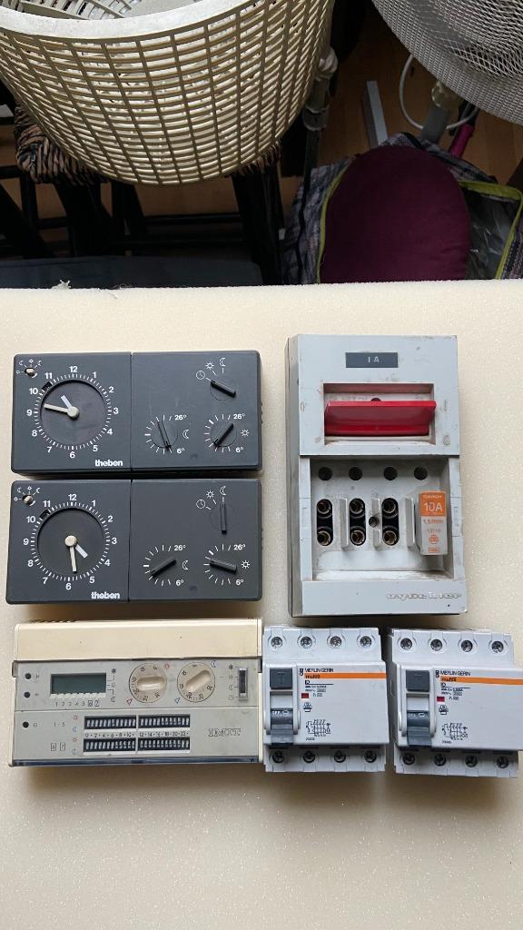 Matériel électrique divers, Enlèvement, Utilisé