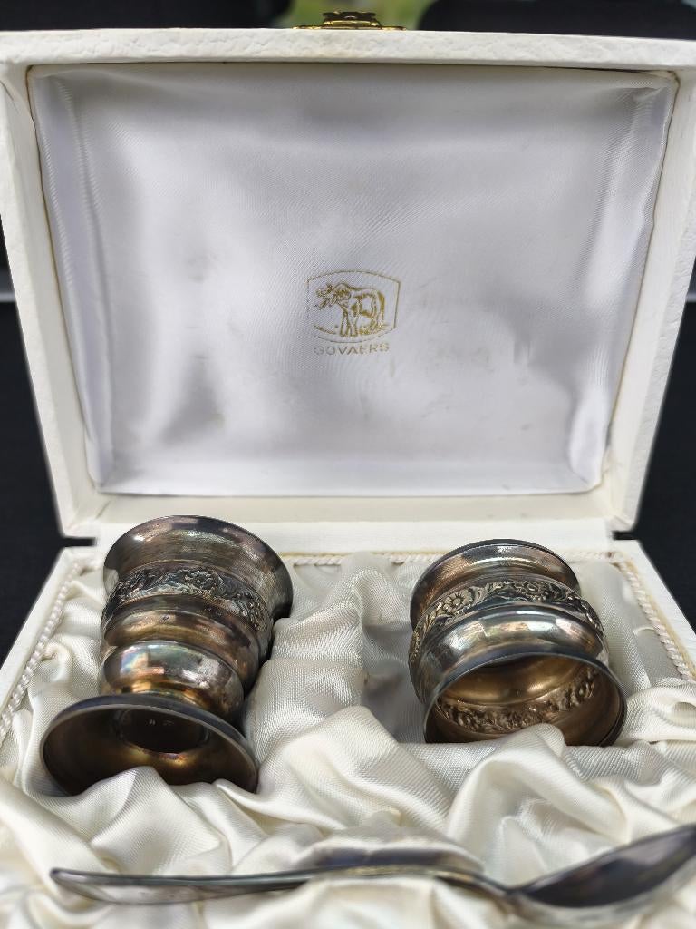 Coquetier en métal argenté + cuillère + rond de serviette, Enlèvement, Argent