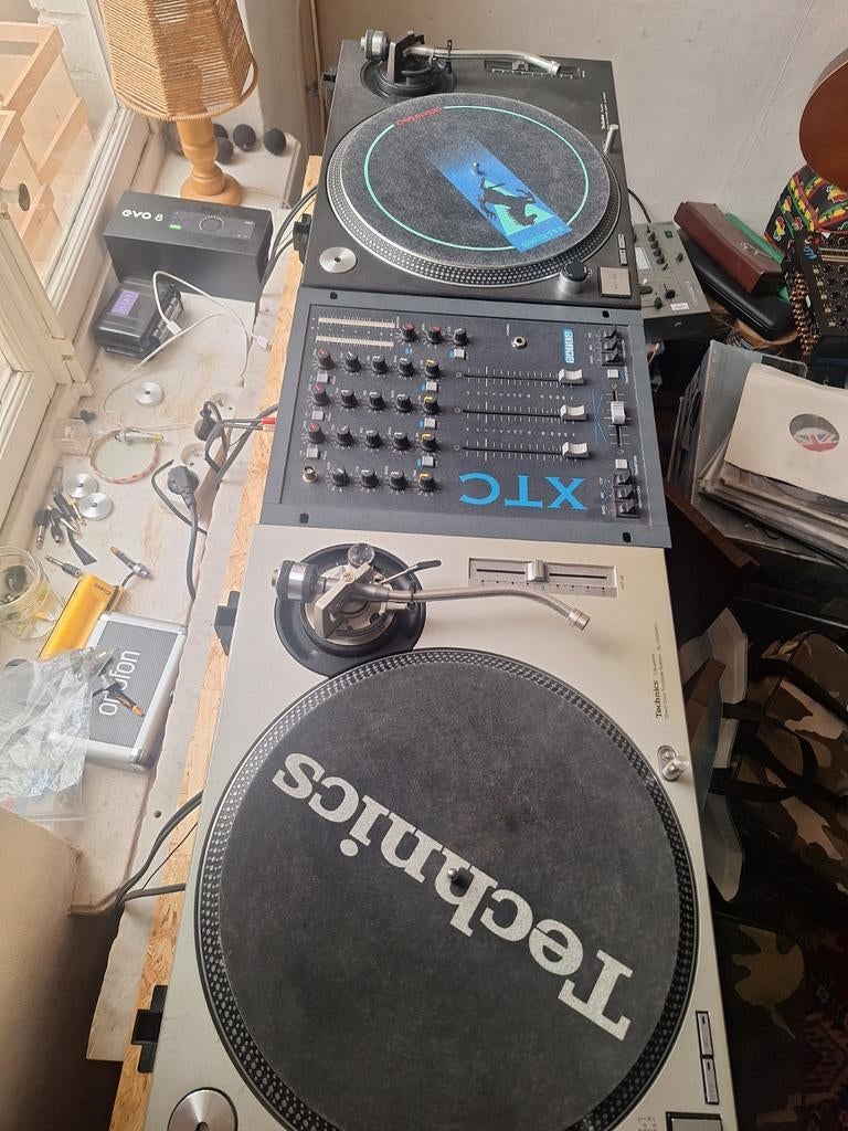 Technics 1200 MK2 in TOPSTAAT + Dateq, Muziek en Instrumenten, Dj-sets en Draaitafels, Ophalen, Technics