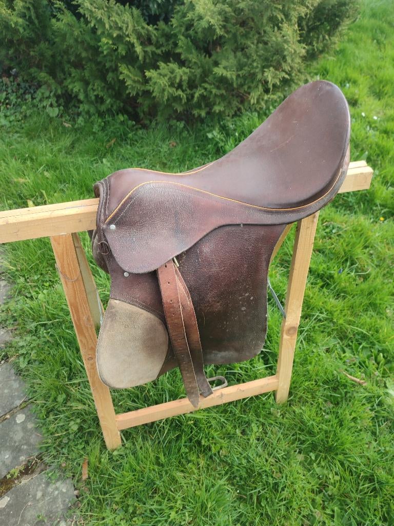 Selle équitation RECADO vintage, Animaux & Accessoires, Chevaux & Poneys | Selles, Enlèvement, Utilisé, Récréation