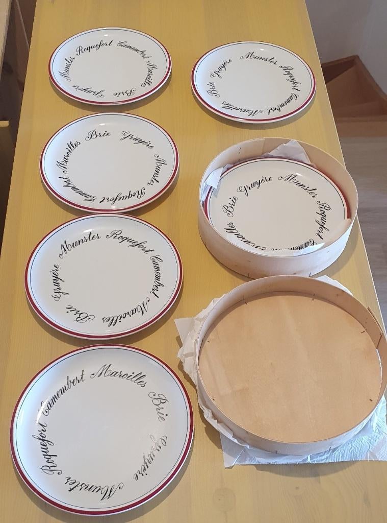 Service fromage NEUF en porcelaine, Antiek en Kunst, Ophalen