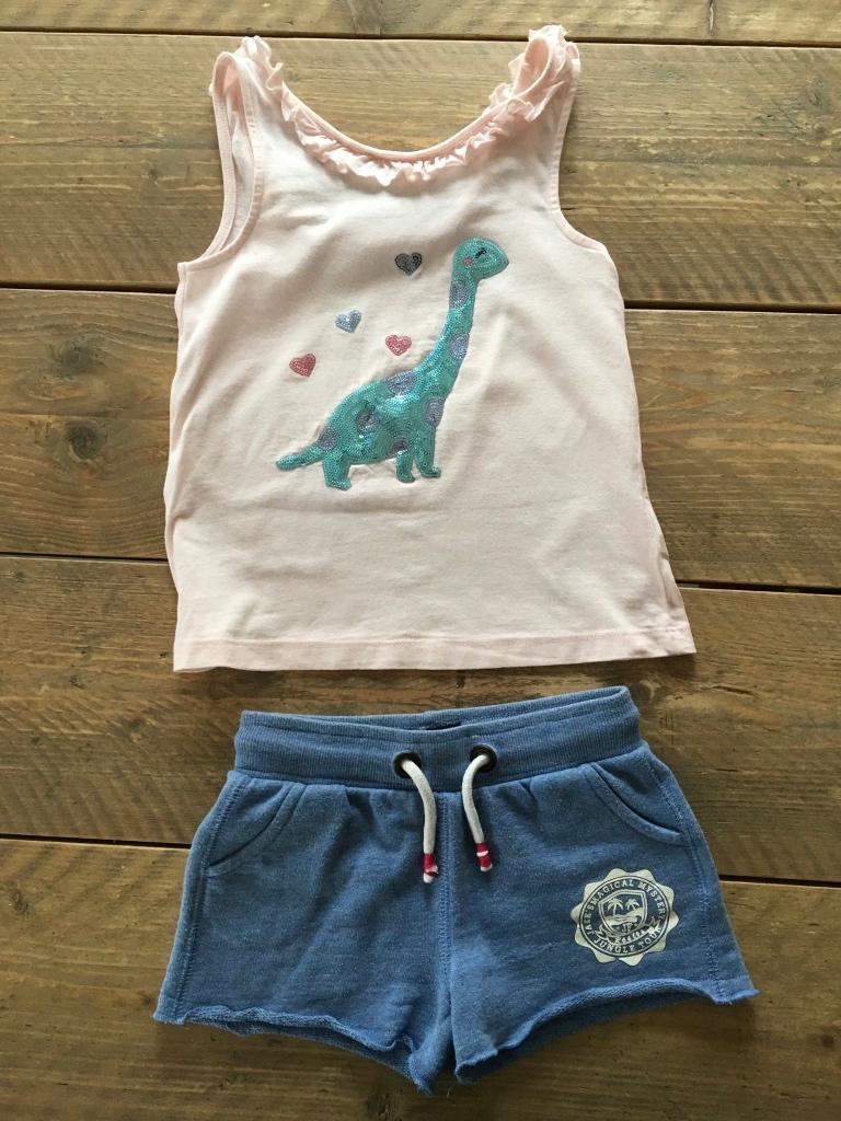 JAKE FISHER & REDOUTE, short en zacht roze dino shirtje 116, Ophalen of Verzenden, La Redoute, Meisje, Setje