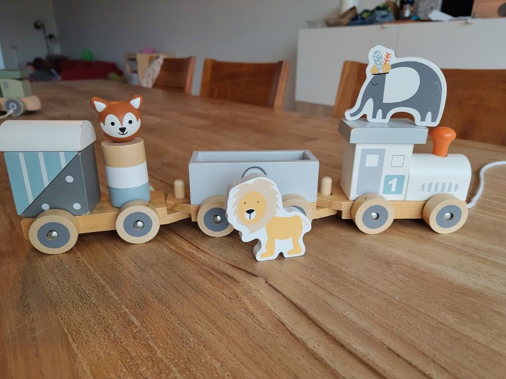 Houten speelgoedtrein Circus van het merk Tryco, Ophalen