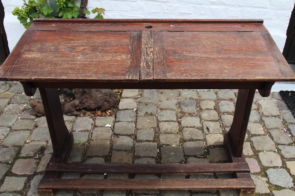 Banc d'écolier, Enlèvement, Utilisé