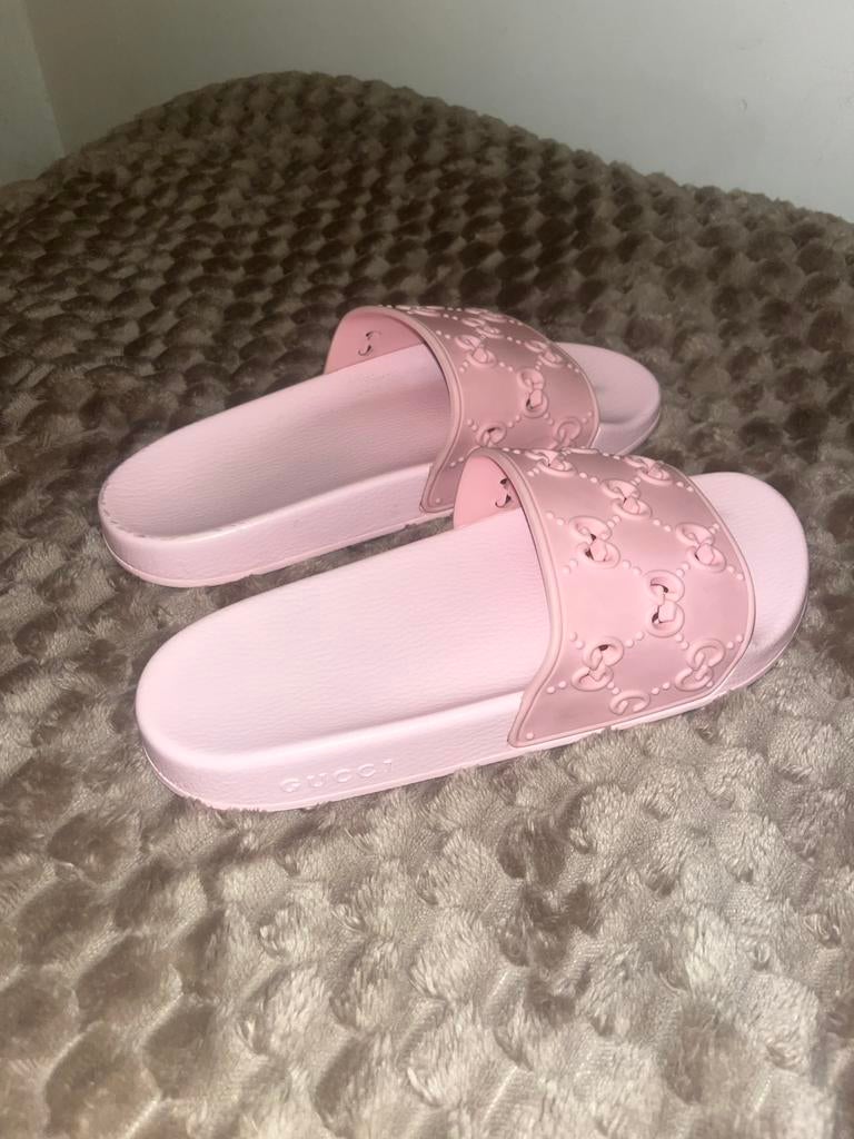 Gucci slippers, Kleding | Dames, Schoenen, Slippers, Ophalen of Verzenden, Roze, Gedragen