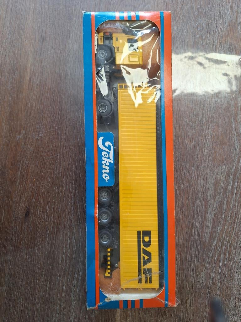 Miniatuur DAF vrachtwagen scale 1:50, Ophalen