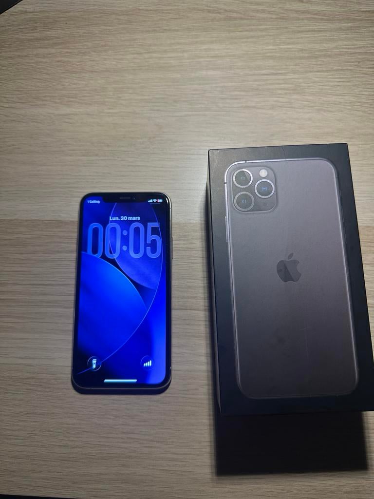 Iphone 11 pro blanc, Télécoms, Téléphonie mobile | Apple iPhone, Avec simlock (verrouillage SIM), 80 %, Enlèvement ou Envoi, 64 GB