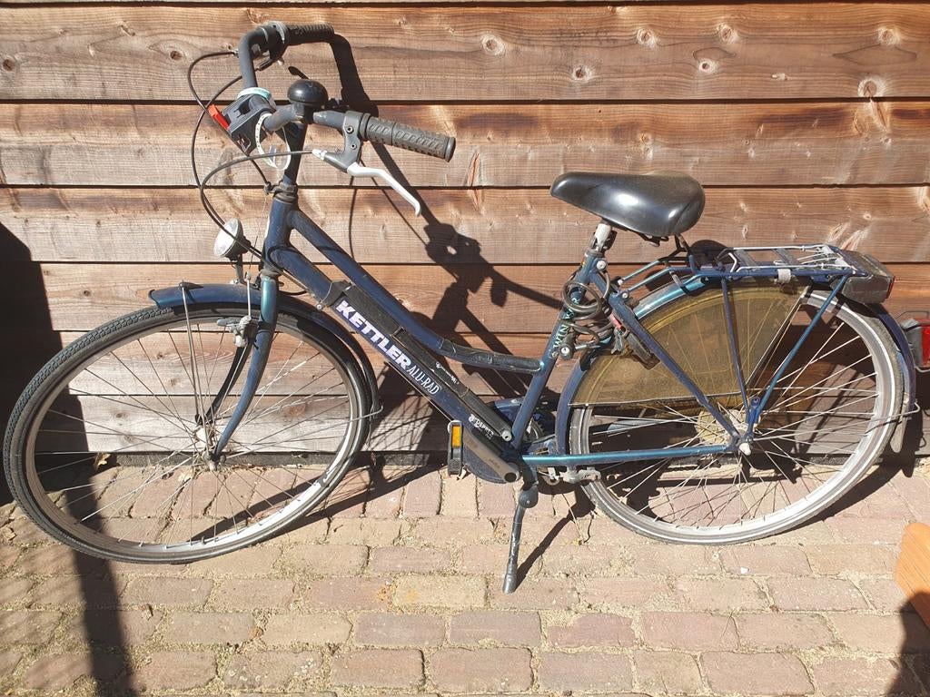 Sexe à l'université à vélo, Enlèvement