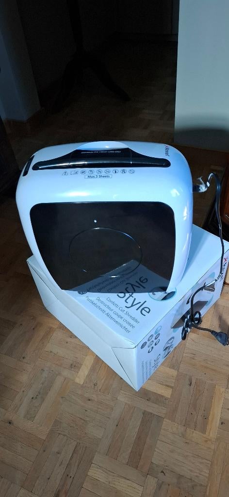 papierversnipperaar, Enlèvement, Utilisé