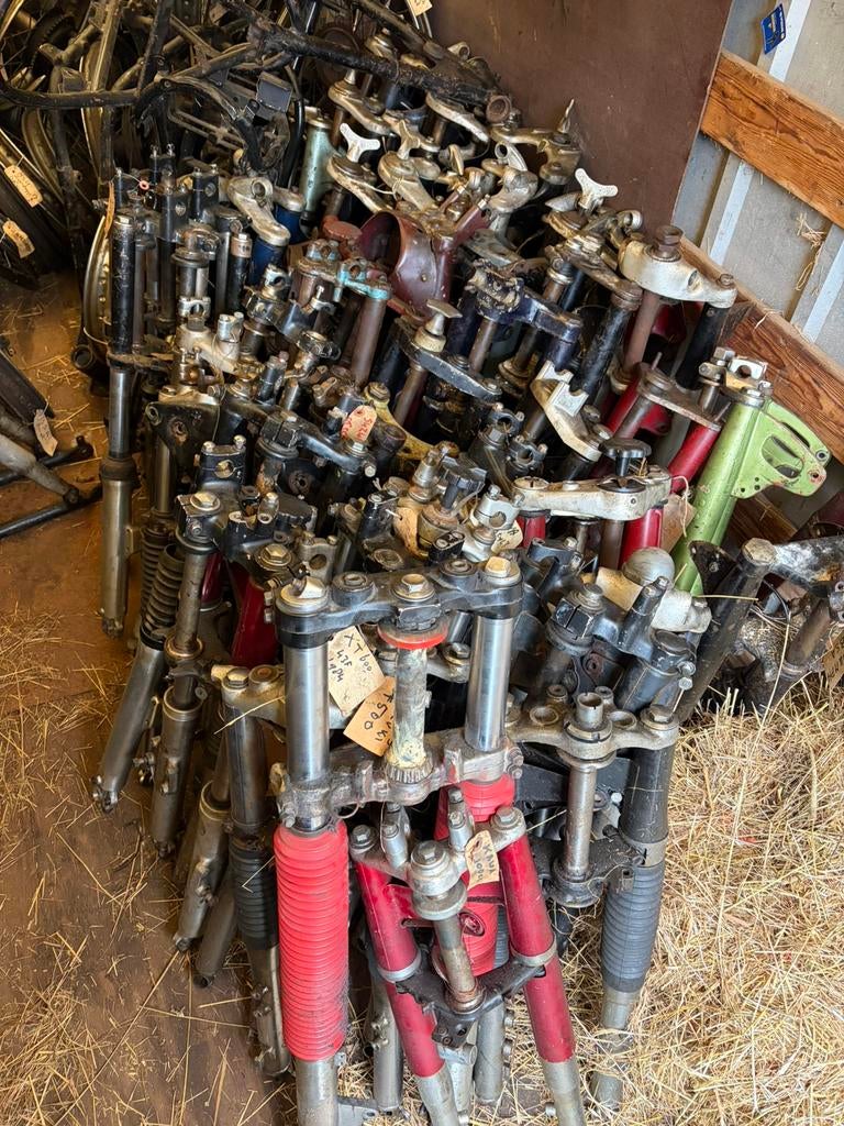 Voorvorken dkw suzuki kawasaki enzzz, Ophalen, Zo goed als nieuw