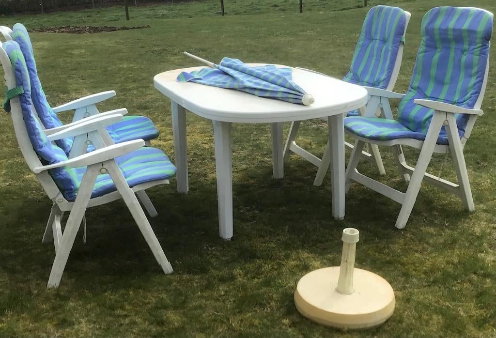Table de jardin avec 4 chaises de jardin et parasol, Jardin & Terrasse, Enlèvement, Utilisé, Synthétique, Ajustable