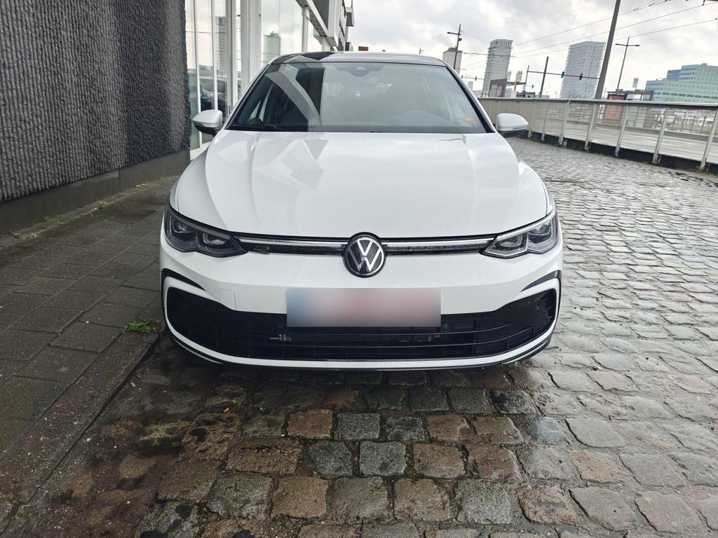 Volkswagen Golf VIII 2.0 TDI 110kW R-Line DSG (automatique), Autos, 1441 kg, Entreprise, Electronic Stability Program (ESP), 5 portes