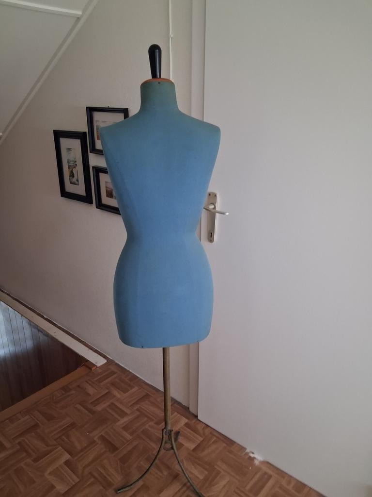 Paspop maat 38 / vintage hout/linnen /metalen schroefvoet, Enlèvement, Mannequin