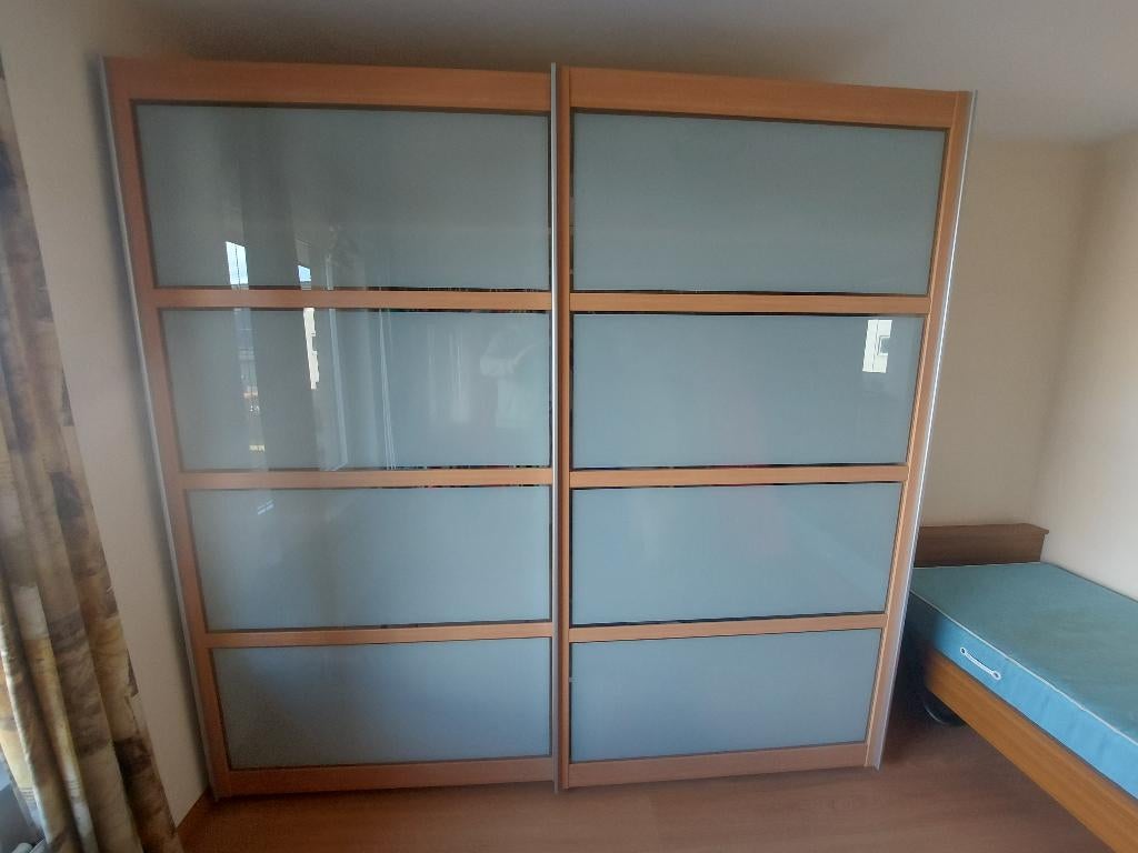 Kleerkast met schuifdeuren., Ophalen, Met deur(en), Zo goed als nieuw, 200 cm of meer