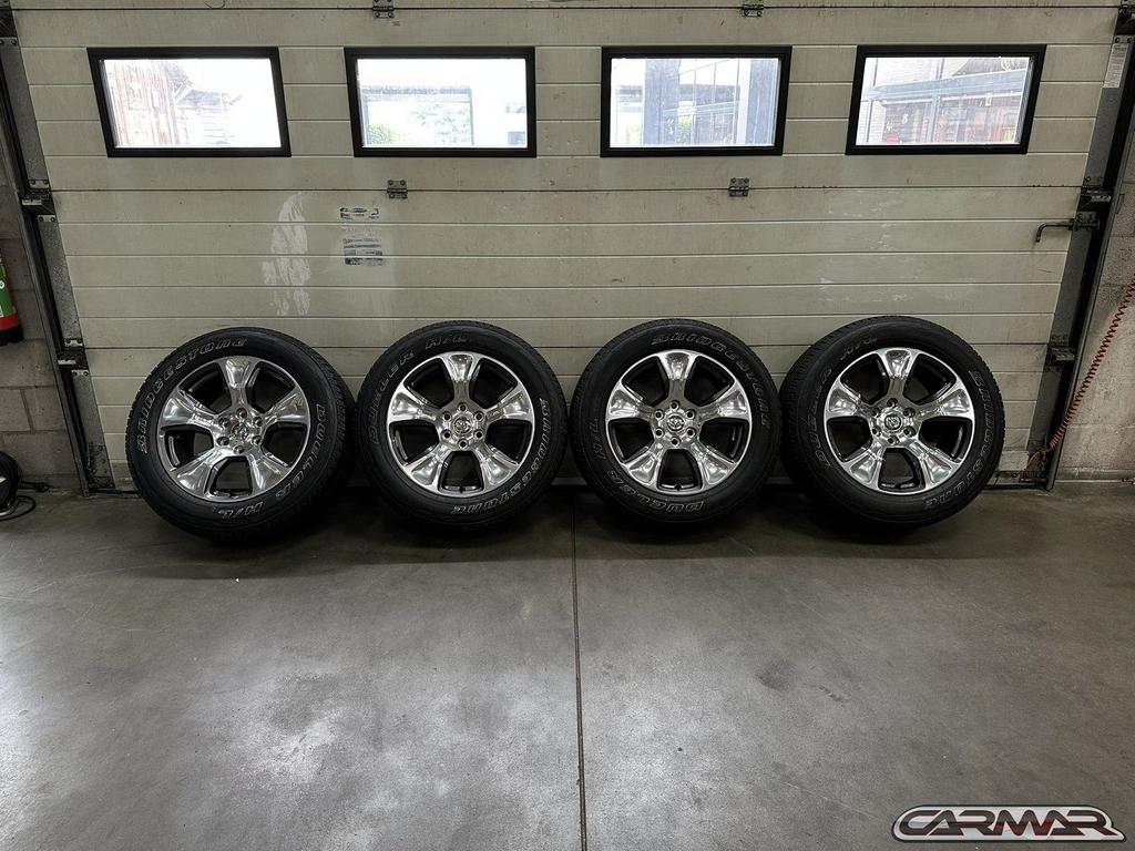 VERKOCHT 20" Originele Dodge Ram wielen | Bridgestone | Silv, Gebruikt, -, 275 mm, -