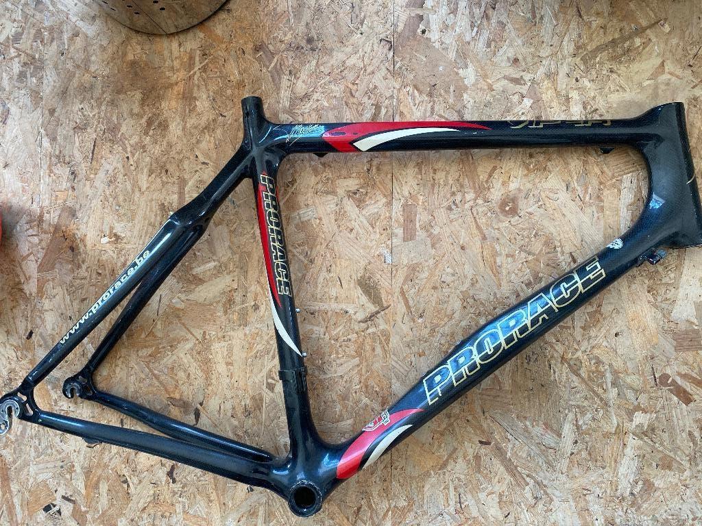 Cadre vélo carbone, Enlèvement, Carbone