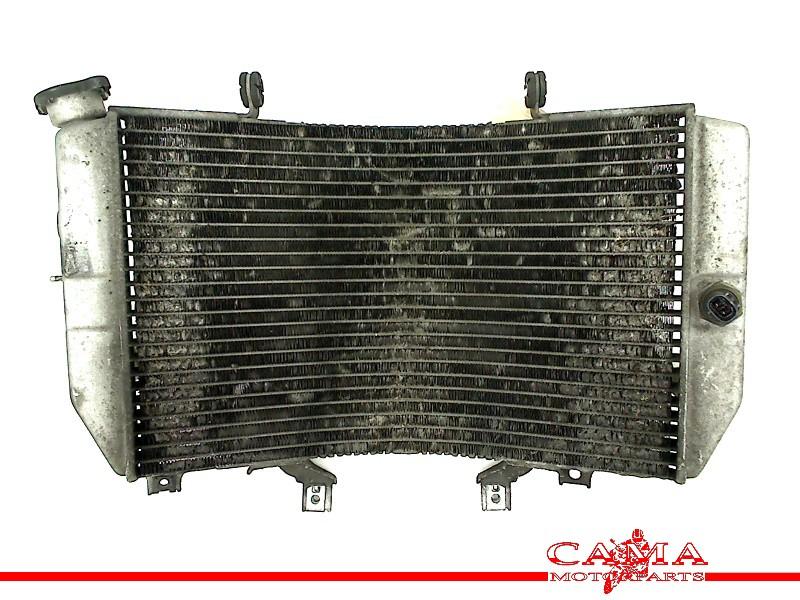 RADIATEUR EAU GSX R 1000 2003-2004 (GSXR1000 K3 / K4), Motos, Dhr. S. di Majo, Utilisé, Info@cama-motorparts.nl, P.J. Troelstraweg 8 8
3144 CX  MAASSLUIS, NL