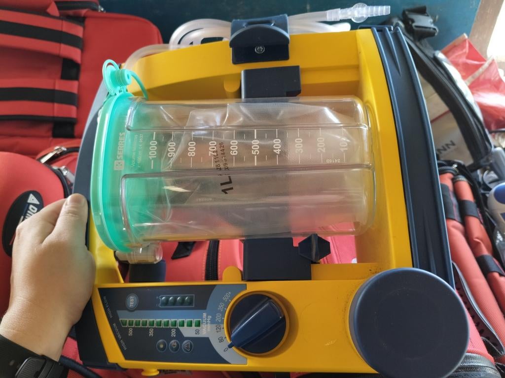 Aspirateur à mucosités Laerdal LSU