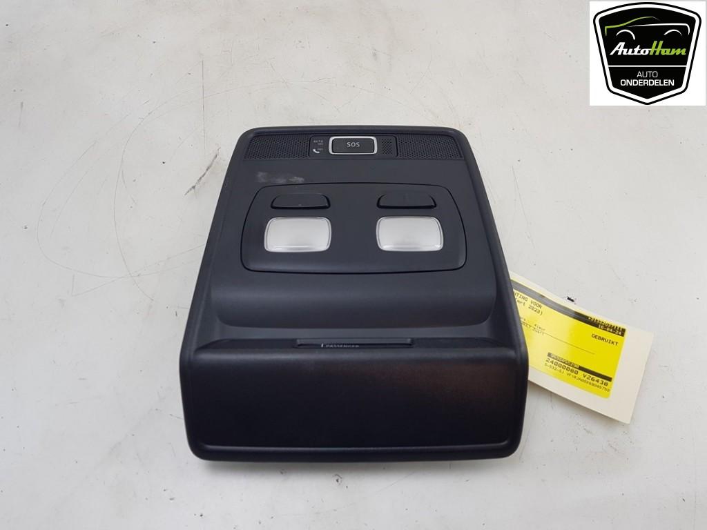 BINNENVERLICHTING VOOR Renault Clio V (RJAB) (01-2019/-), Auto-onderdelen, Gebruikt, Renault, Peter-Huppertz-Straße 5
51063  Köln, DE