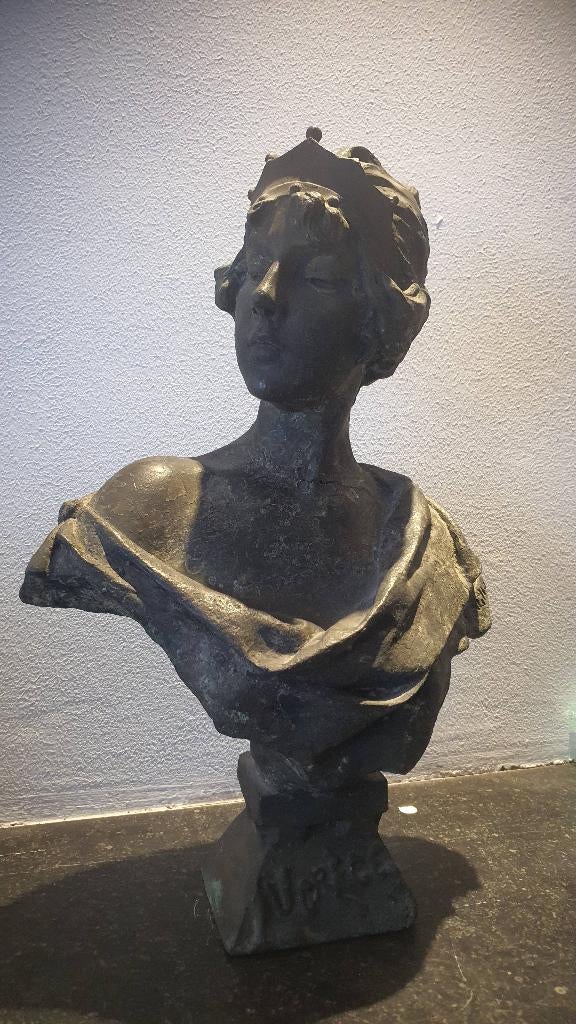 Lucrèce en bronze de Villanis Art Nouveau, Antiquités & Art, Antiquités | Bronze & Cuivre, Bronze, Enlèvement