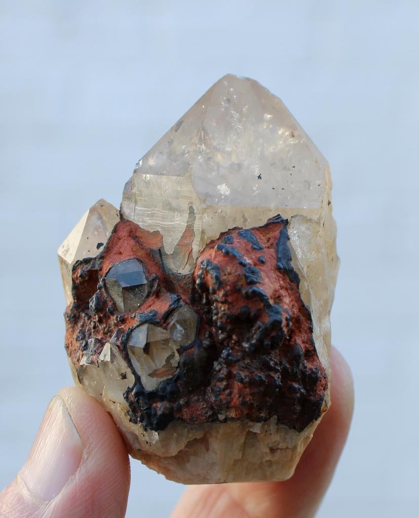 QUARTZ et HÉMATITE de LWENA en RD CONGO, Collections, Enlèvement ou Envoi, Minéral