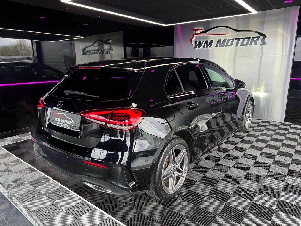 Mercedes-Benz A-CLASS 250 A 250 e AMG-LINE // Led Ambiance, Auto's, Automaat, Gebruikt, 4 cilinders, Zwart