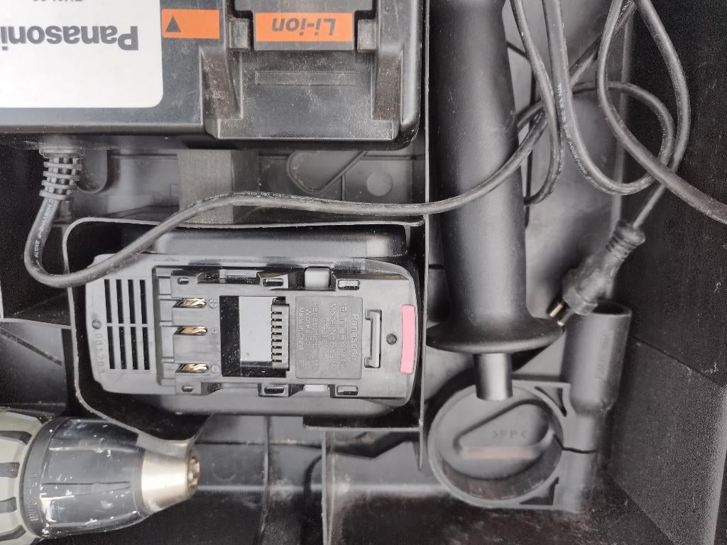 Panasonic boor/schroefmachine 21,6V, Enlèvement, Remplie, Utilisé