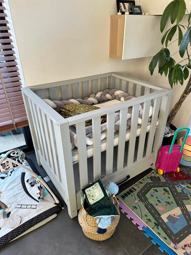 Baby park: verstelbaar (incl omranding, kussen en hemel), Ophalen, Zo goed als nieuw, Lade