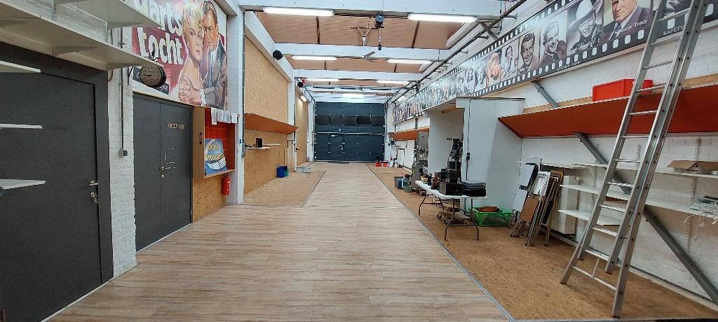 MAGAZIJN TE KOOP, Zakelijke goederen, Ophalen