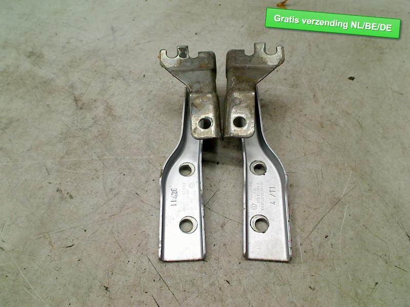 CHARNIERE DE CAPOT set Volkswagen Polo V (6R) (6R0823302A), Utilisé, De Bloemendaal 21 21
5221 EB  'S HERTOGENBOSCH, NL, Info@123Parts.nl