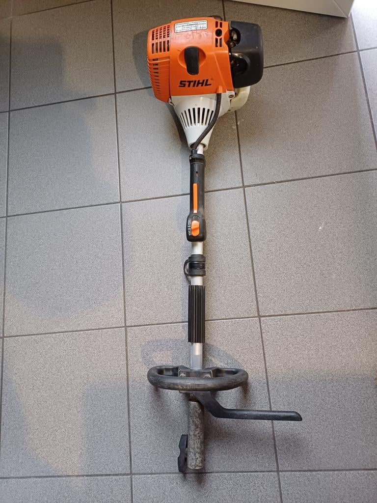 Stihl KM130R, Enlèvement