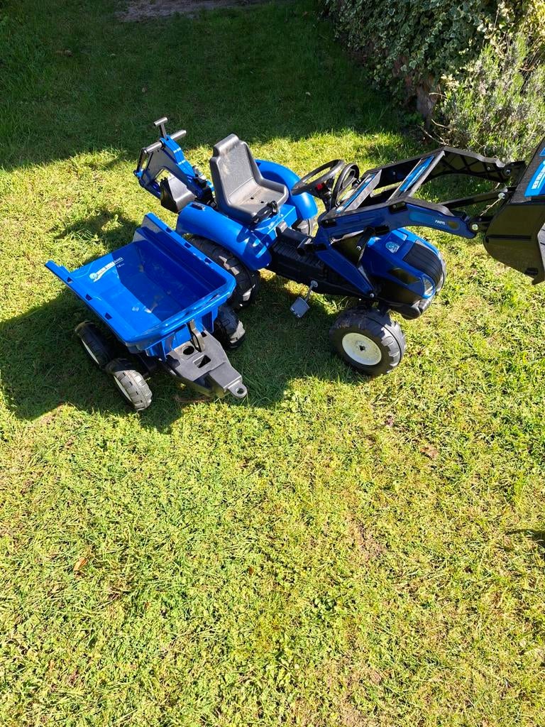 Tractor new holland, Kinderen en Baby's, Ophalen, Zo goed als nieuw, Overige merken, Met kar of aanhanger