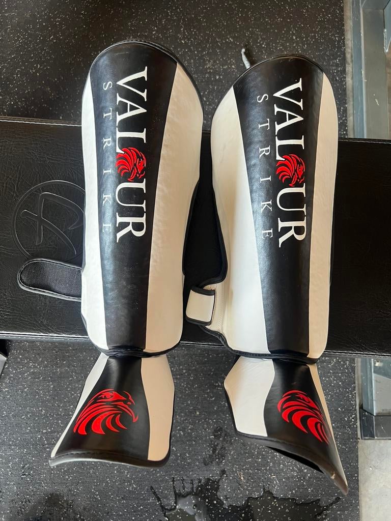 Scheenbescherming, Sport en Fitness, Vechtsporten en Zelfverdediging, Ophalen, Zo goed als nieuw