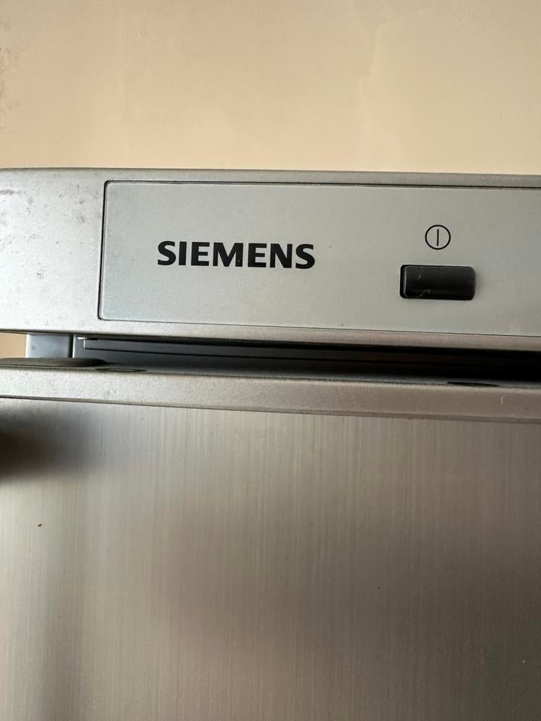 Siemens koelkast in zeer goede staat, Ophalen, Zo goed als nieuw, Grijs