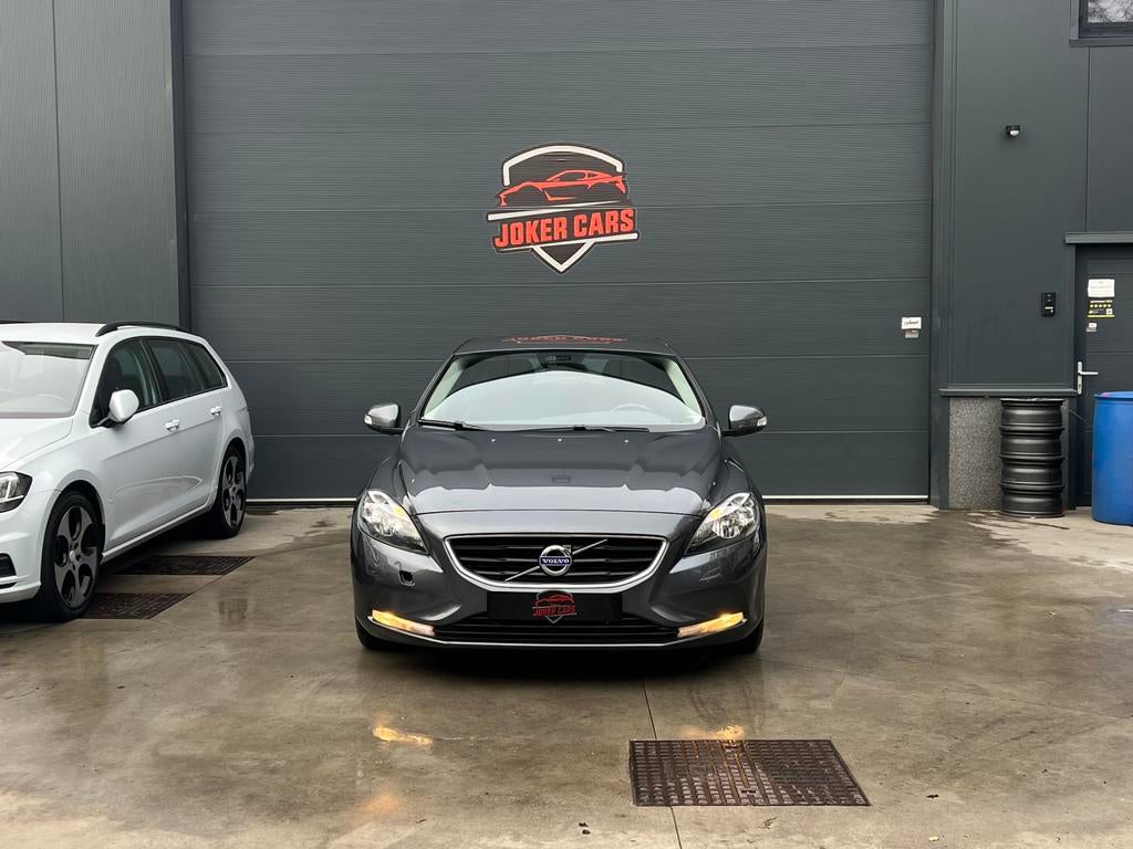 Volvo V40 D2 1.6D Navi Airco CruiseCntrl 88gCo2, Autos, Airbags, Entreprise, Boîte manuelle, Entretenue par le concessionnaire