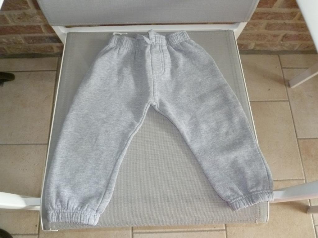pantalon training taille 98, Enlèvement ou Envoi, Comme neuf, Garçon, Pantalon