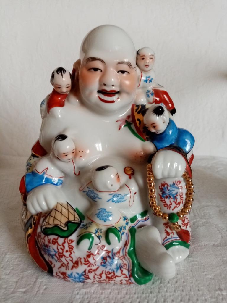 Groot Chinees porseleinen lachende Boeddha beeldje 1960/70, Antiek en Kunst, Ophalen of Verzenden