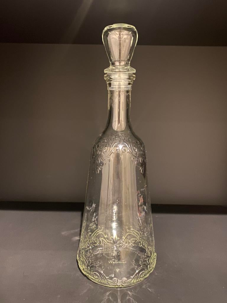 Carafes en cristallin à motifs en relief pour eau, vodka, .., Antiquités & Art, Enlèvement ou Envoi