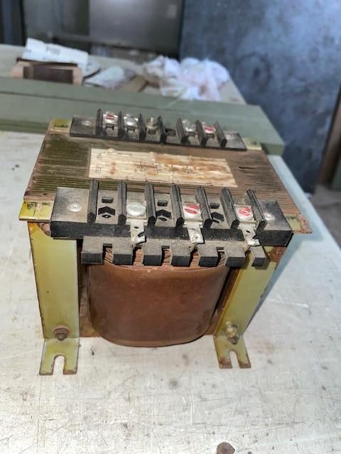 Eénfase scheidingstransformator, Bricolage & Construction, Électricité & Câbles, Utilisé, Enlèvement ou Envoi