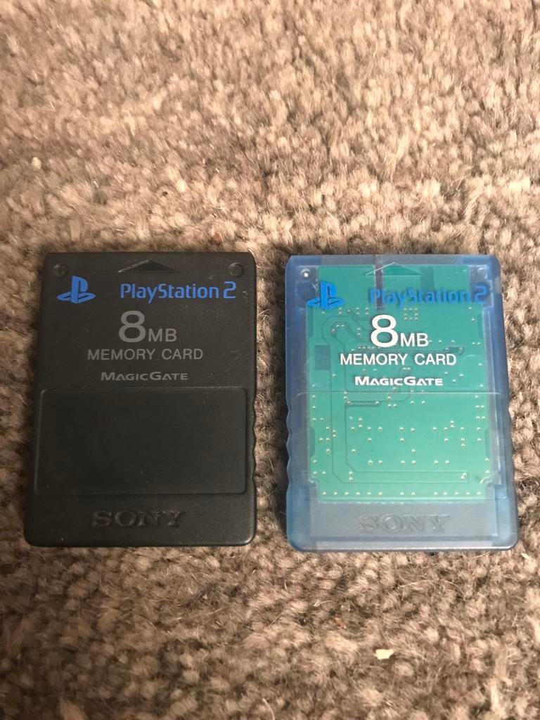 2 PLAYSTATION 2  -   8MB MEMORY CARDS, Enlèvement ou Envoi