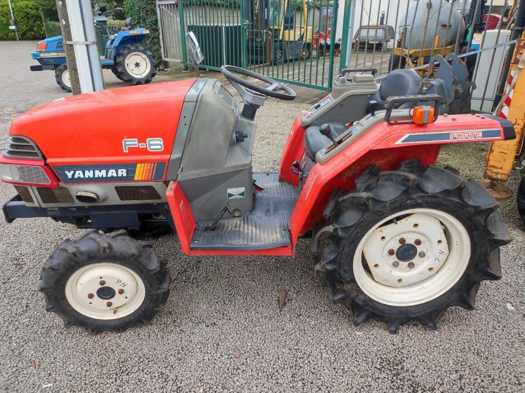 Mini tractor, Zakelijke goederen, Ophalen