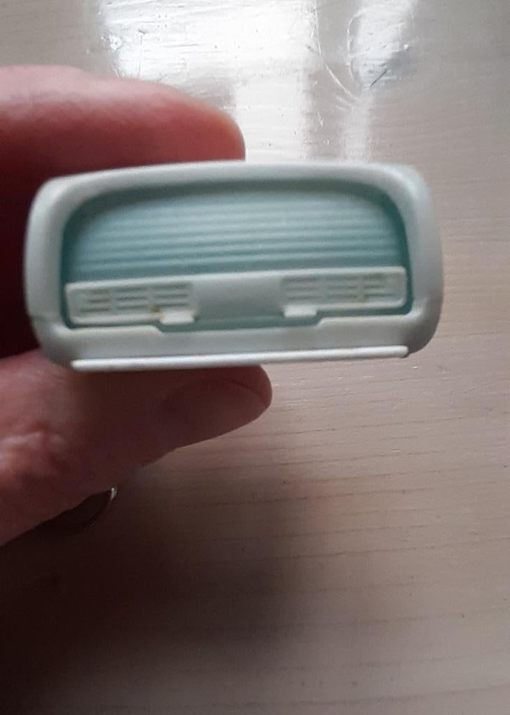 Porte-clés Tupperware Lunchbox, Maison & Meubles, Cuisine| Tupperware, Enlèvement ou Envoi